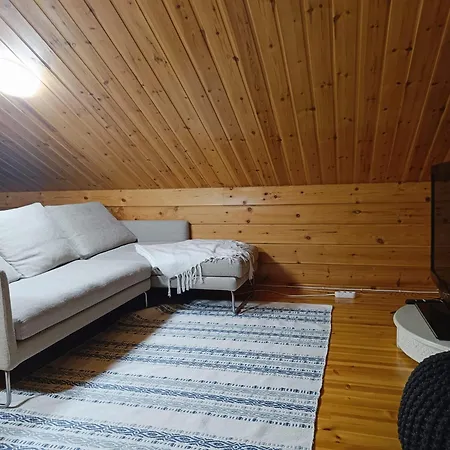 Varpu Chalet Syote
